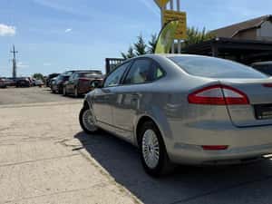 Ford Mondeo 2008 - 2.890 EUR — miniatura 5