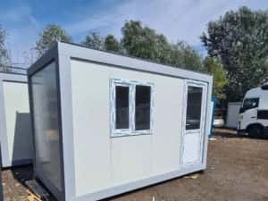 Vand container 2,4x5