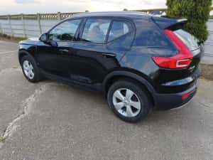 Volvo XC40 2019 usor avariat — miniatura 3