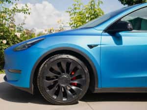 Tesla Model Y Performance MY 2024 — miniatura 4