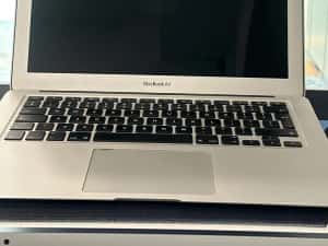 MacBook Air 13” 2017 i5 1.8 GHz 8GB 128GB ID-XXL6166 — miniatura 3