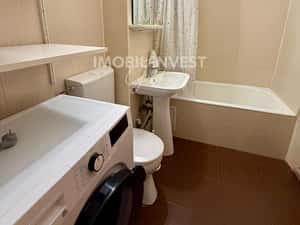 Apartament 2 camere,Decomandat, balcon,parcare privata,complet mobilat — miniatura 5
