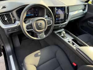 Volvo XC60 B4  Geartronic Business Diesel Hybrid MHEV — miniatura 6