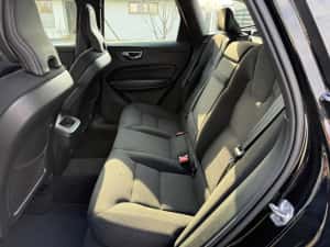 Volvo XC60 B4  Geartronic Business Diesel Hybrid MHEV — miniatura 7