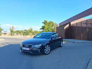 Audi A4 Limuzina S Line — miniatura 3