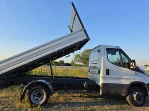 Iveco Daily 35c15 , 50c15,65c15, an 2018  EURO 6 basculabil trilateral — miniatura 4