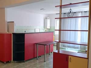 Inchiriere 2 camere cu parcare, finisat modern, zona Colina — miniatura 4