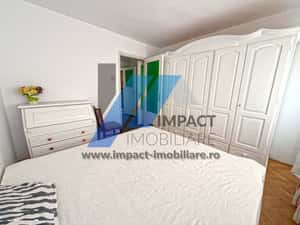 3decomandate, etaj7/10 cu lift, centrala termica, Craiovita Noua- LiDL — miniatura 1