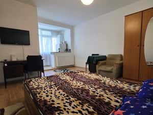 Inchiriez garsoniera-Aleea constructorilor, Brasov — miniatura 4