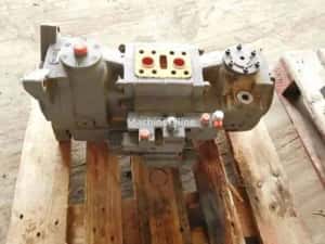 Pompă hidraulică pentru excavator Liebherr model 944C — miniatura 2