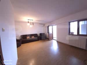 Apartament 3 camere, 80 mp, zona Micro 12 — miniatura 2