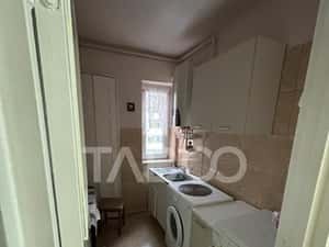 Apartament de inchiriat  2 camere balcon zona Rahovei Sibiu — miniatura 5
