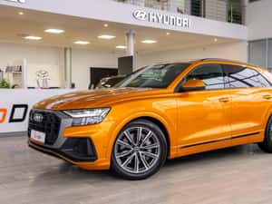 Audi Q8 55TFSI-e, 2021, 66.400 km, Hibrid, Portocaliu — miniatura 3