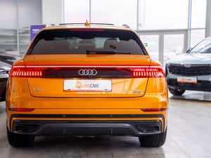 Audi Q8 55TFSI-e, 2021, 66.400 km, Hibrid, Portocaliu — miniatura 7