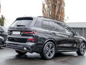 BMW X7 cu 340 CP, 88.195 km, 2023, second-hand — miniatura 2