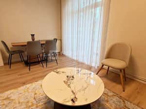 Copou - parc, pozitionare excelenta, 2 camere RENOVAT, mobilat & utila — miniatura 3