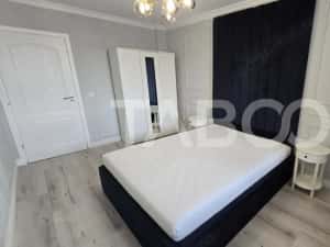 Apartament de inchiriat 2 camere parcare subterana in Terezian Sibiu — miniatura 5