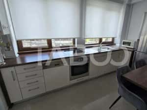 Apartament de inchiriat 2 camere parcare subterana in Terezian Sibiu — miniatura 7