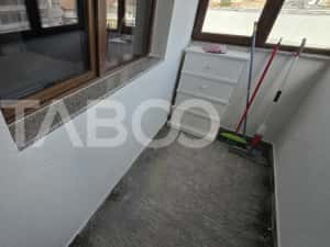 Apartament de inchiriat 2 camere parcare subterana in Terezian Sibiu — miniatura 8