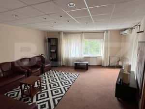 Apartament de 3 camere, 100mp, zona UMF — miniatura 2