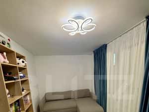 Apartament cu 3 camere, etaj 2, renovat complet - zona Centrala — miniatura 3