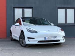 Tesla Model 3 - Second Hand - 68.942 km