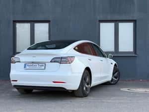Tesla Model 3 - Second Hand - 68.942 km — miniatura 3