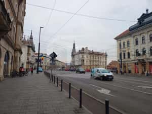 Apartament in Centru - Mihai Viteazu, intermediar, decomandat, renovabil — miniatura 3