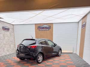 Mazda 2 . 1,5 Benzina . 90 000 km . RAR+ITP . Garantie 12 luni  Buy-Back  Test-Drive — miniatura 4