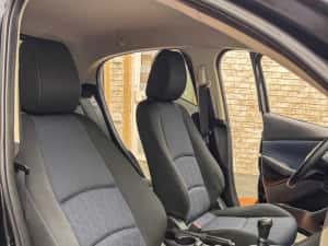 Mazda 2 . 1,5 Benzina . 90 000 km . RAR+ITP . Garantie 12 luni  Buy-Back  Test-Drive — miniatura 6