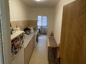 Închiriez garsonieră – Zona Sebastian, Etaj 1/8, bloc reabilitat — miniatura 2