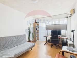Apartament cu 2 camere de vanzare - Zona Alexandru Obregia — miniatura 2