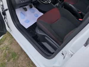 Renault Clio 1.5 dci Euro 5 — miniatura 6