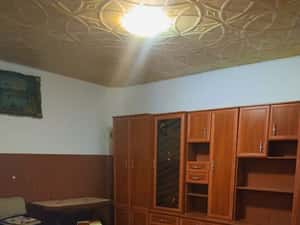 Ofer spre inchiriere 2 camere zona centrala sinaia — miniatura 1