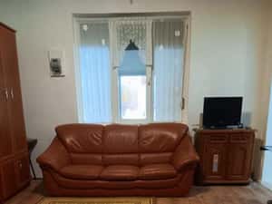 Ofer spre inchiriere 2 camere zona centrala sinaia — miniatura 3