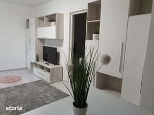 Apartament 2 camere zona girocului Judetean 400 euro — miniatura 5