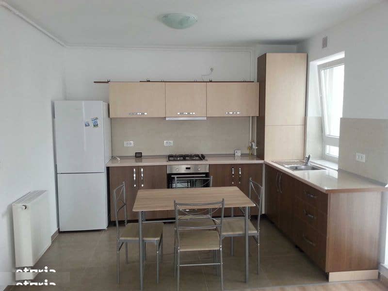 Proprietar inchiriez studio mobilat, utilat Coresi — fotografie 1 din 6