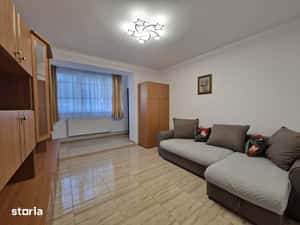 Apartament 2 camere de inchiriat, zona Tractorul — miniatura 4