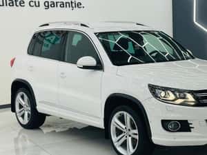 Volkswagen Tiguan R-LINE 4x4 — miniatura 2