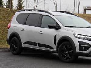 Dacia Jogger / 2023 / Extreme/110 CP/ Keyless/Clima/Camera/Lane Assist — miniatura 9