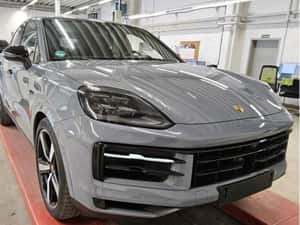 Porsche Cayenne Hibrid 470 CP - 33.900 km — miniatura 2