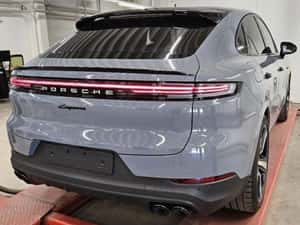 Porsche Cayenne Hibrid 470 CP - 33.900 km — miniatura 3