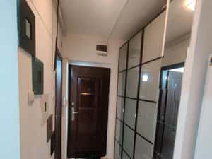 Garsoniera, fix la metrou , Costin georgian — miniatura 4
