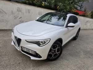 Alfa Romeo Stelvio 210 Cp / Lusso / Q4 — miniatura 2