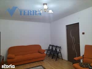 Apartament cu 2 camere, central, utilat și mobilat — miniatura 5