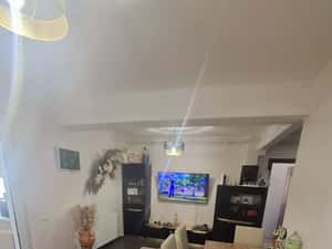 De vanzare apartament de 3 camere pe strada Porii/ Floresti — miniatura 5