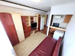 1 Cam-Lipovei-3 Min Iulius Town-Mobilat-Etaj 4- 16 MP-30000 Euro Neg ! — miniatura 3