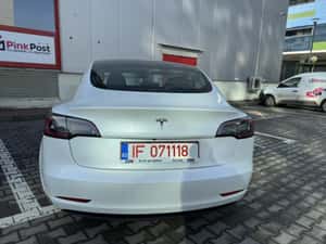 TESLA Model 3 Standard PLUS RWD Rear-Wheel Drive — miniatura 2