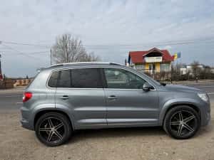 Volkswagen Tiguan 2.0 TDI 140 CP DSG 4Motion, 2009, Full Dotări, Stare Foarte Bună — miniatura 2