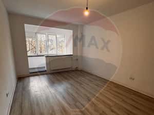 Prima închiriere -2 camere renovat complet, mobilier nou — miniatura 2